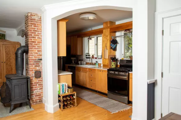 Warren, ME 04864,439 Main ST