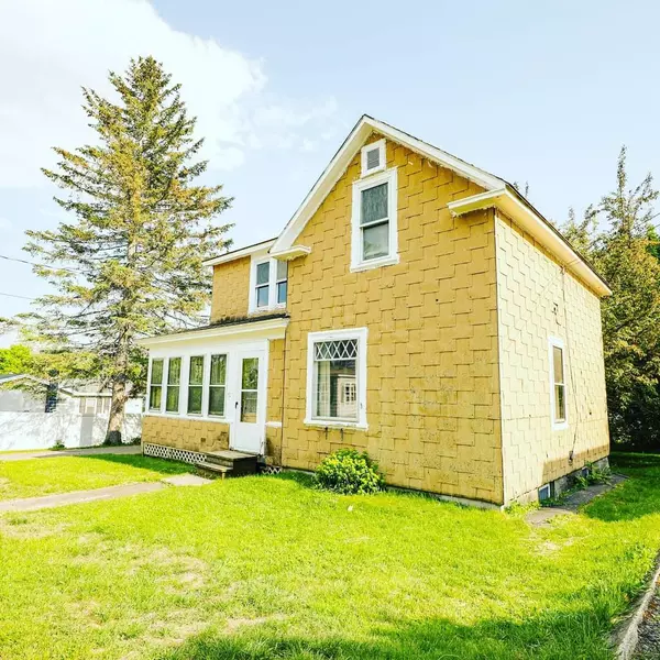 Old Town, ME 04468,51 Hildreth ST