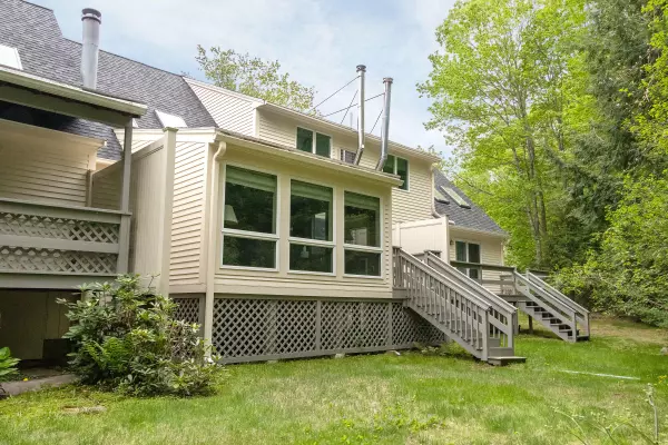 Kennebunk, ME 04043,36 Chickadee LN #36