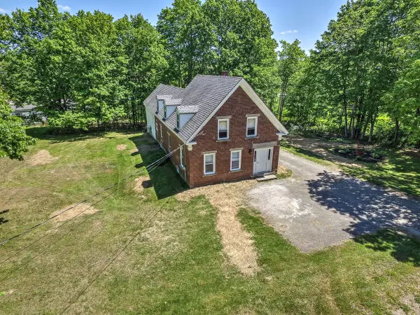 110 Old Brunswick RD, Gardiner, ME 04345
