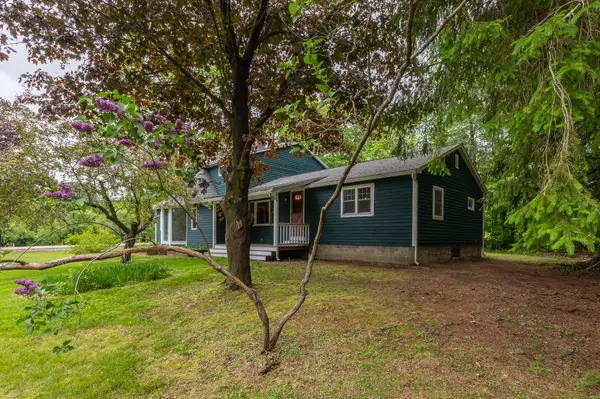 Berwick, ME 03901,317 Cranberry Meadow RD