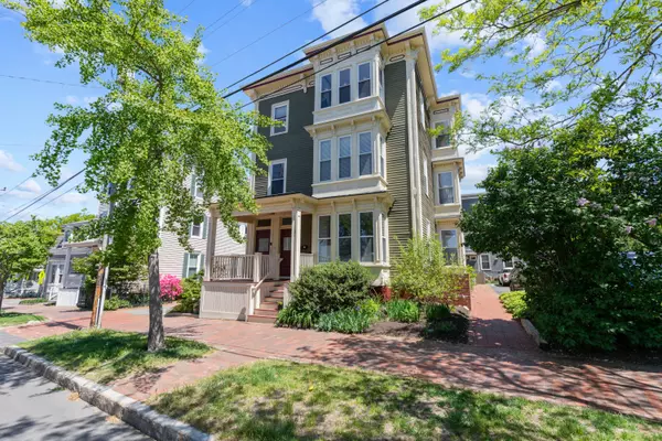 101 North ST #5, Portland, ME 04101