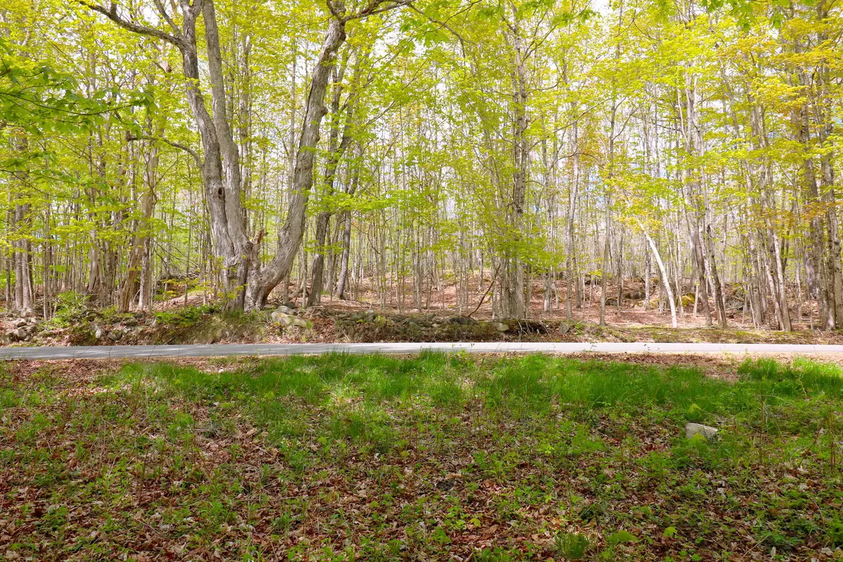 Waldoboro, ME 04572,1130 Feylers Corner RD