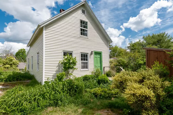 9 Second ST, Saint George, ME 04860