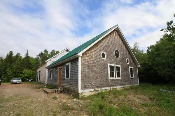 165 Marion Station RD, Marion Twp, ME 04628