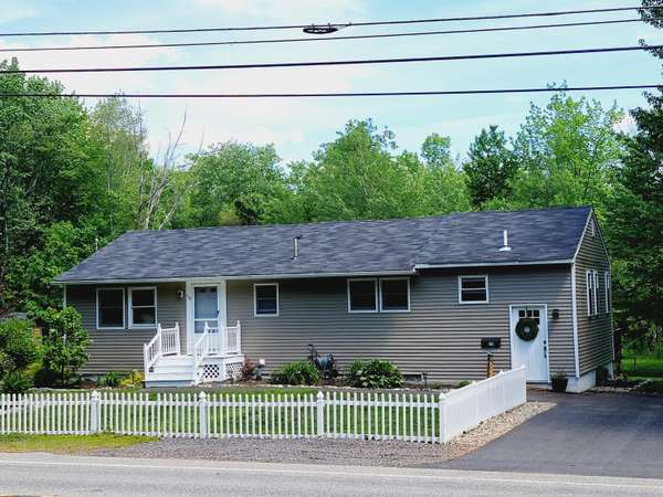 110 Narragansett ST, Gorham, ME 04038