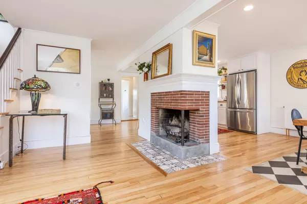 South Portland, ME 04106,93 Davis ST