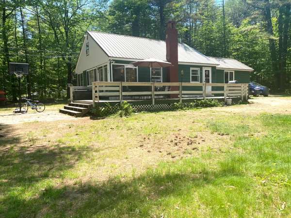 34 Haskell AVE, Raymond, ME 04071