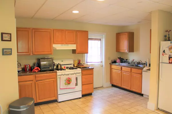 Gardiner, ME 04345,1 River AVE