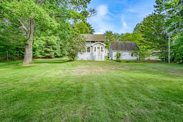 South Portland, ME 04106,674 Highland AVE