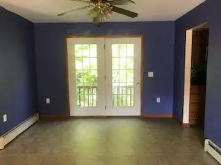 Whitefield, ME 04353,325 Hilton RD