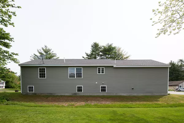 Westbrook, ME 04092,4 Dudley WAY