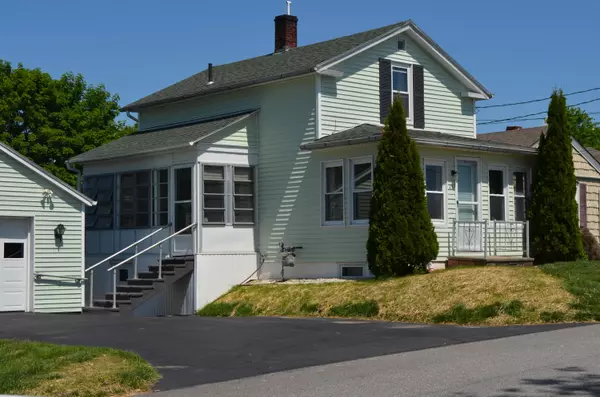 Lewiston, ME 04240,25 Olive AVE