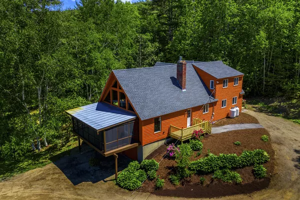 7 Town House RD, Vienna, ME 04360