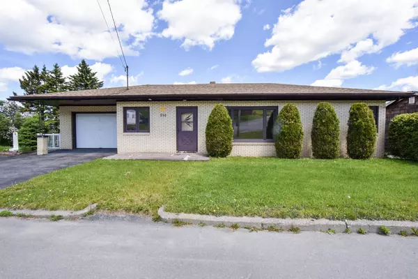 Madawaska, ME 04756,516 Riverview ST