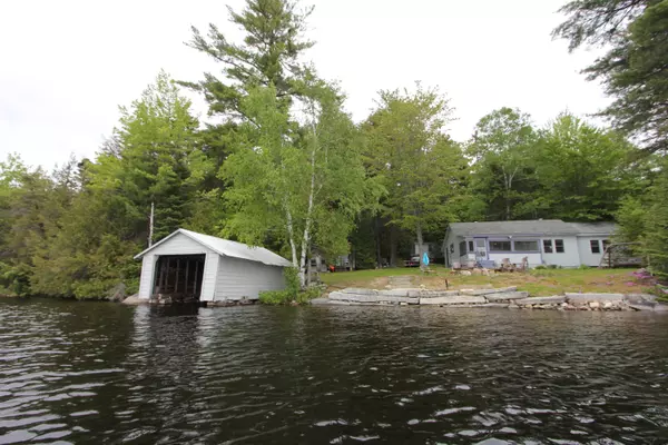 14 Sun Valley DR, Lakeville, ME 04487