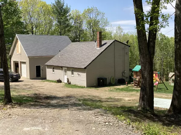 593 Bigelow Hill RD, Skowhegan, ME 04976