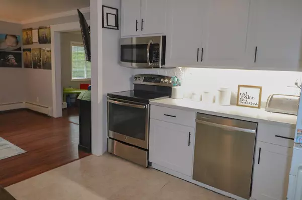 Mexico, ME 04257,558 Roxbury RD