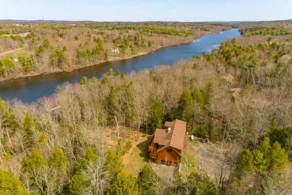 Gardiner, ME 04345,21 Evergreen WAY