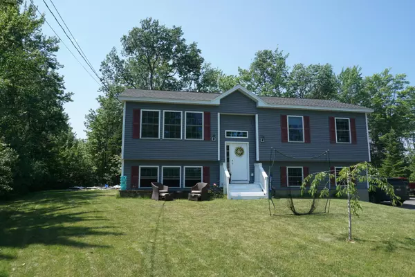 Hampden, ME 04444,27 Jays WAY