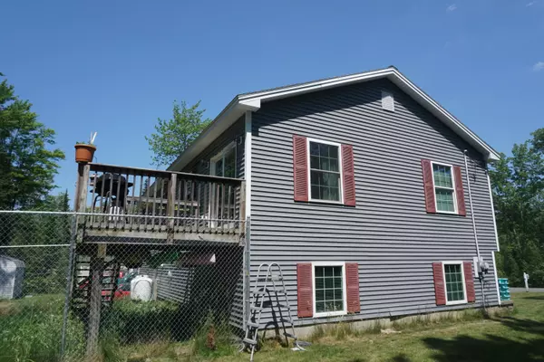 Hampden, ME 04444,27 Jays WAY
