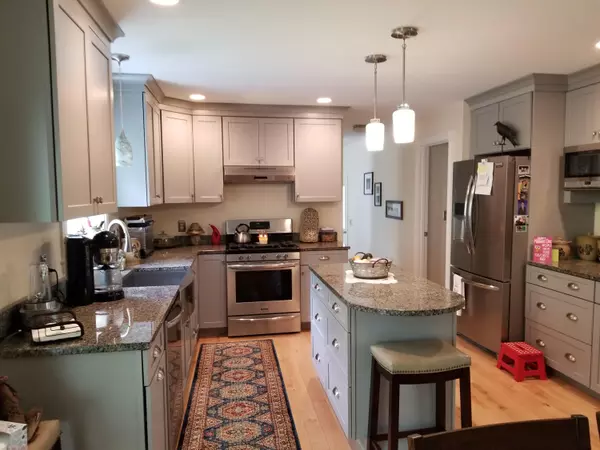 Sidney, ME 04330,54 Richard RD