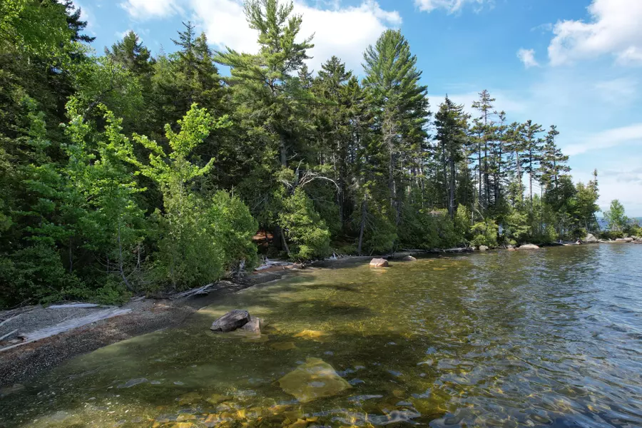 P/O 1.3 Evergreen Point RD, Beaver Cove, ME 04441