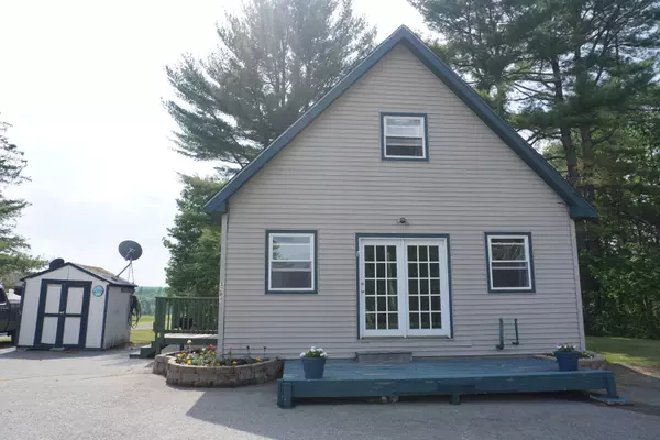 Alton, ME 04468,3284 Bennoch RD