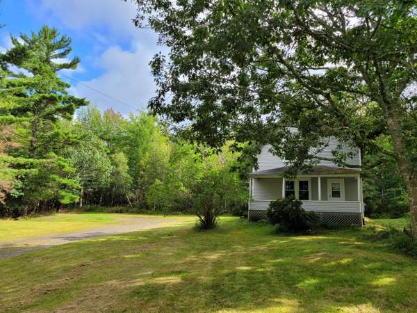 352 Crooked RD, Bar Harbor, ME 04609