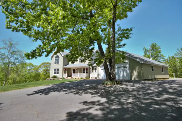 Newburgh, ME 04444,862 North RD