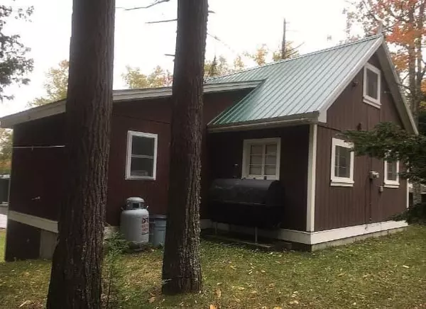 Mount Chase, ME 04765,87 B Log Haven DR