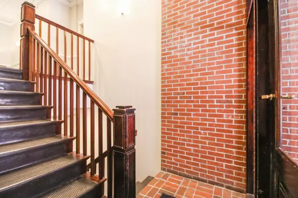 Portland, ME 04101,99 Silver ST #3-1