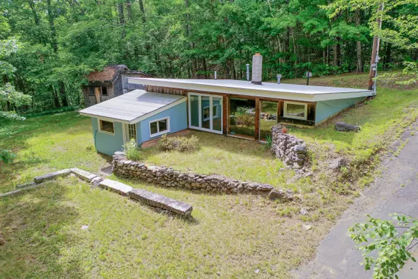 143 Wharff RD, Guilford, ME 04443