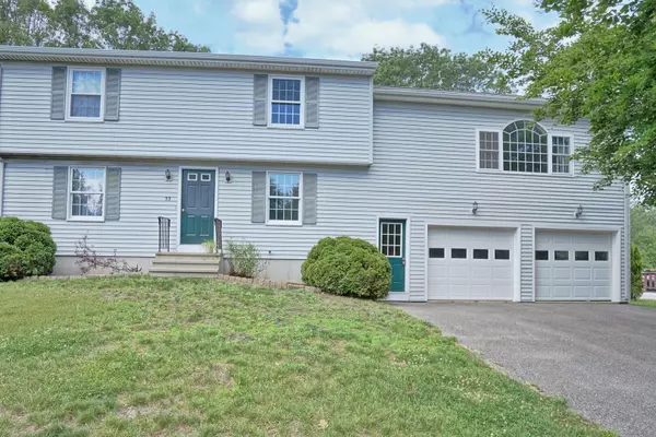 South Portland, ME 04106,33 Ledgefield CIR