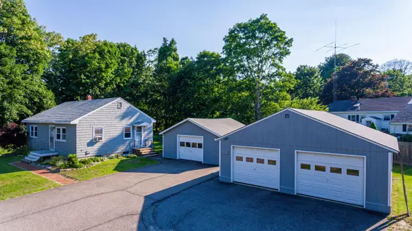 North Yarmouth, ME 04097,368 Walnut Hill RD