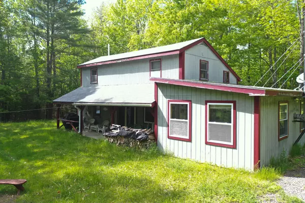 131 Brooks Pond RD, Corinna, ME 04928