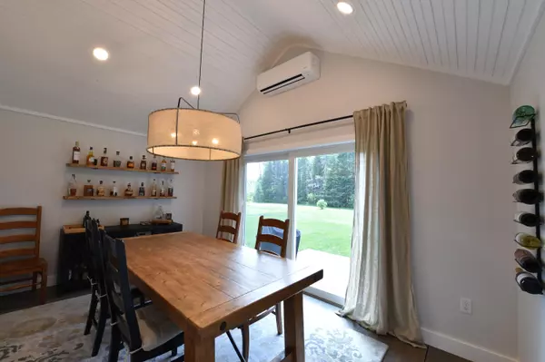 Fort Kent, ME 04743,60 St John RD