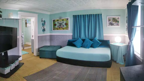 Howland, ME 04448,19 Lagrange RD