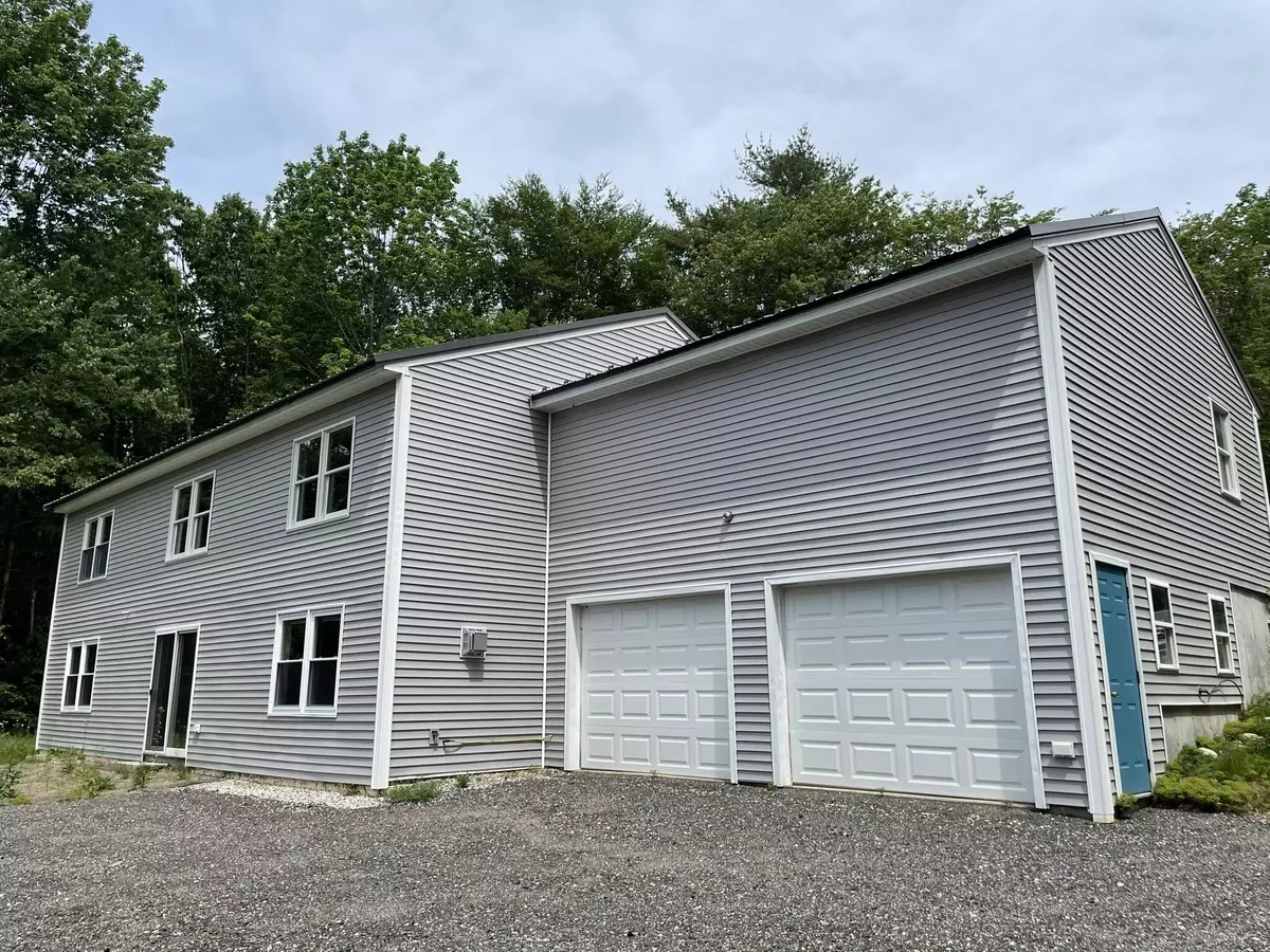 Freeport, ME 04032,57 Farmview LN