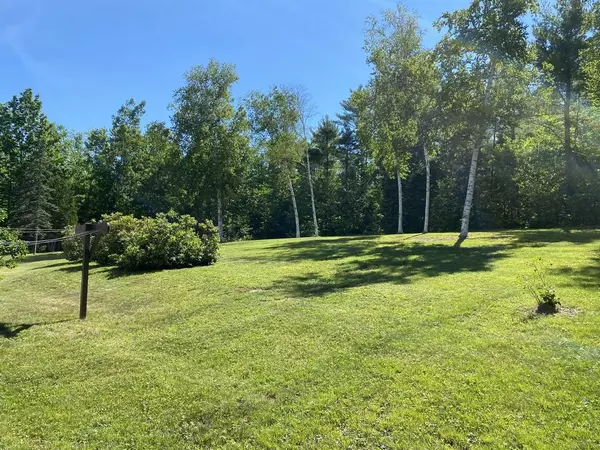 Lincoln, ME 04457,25 J R DR