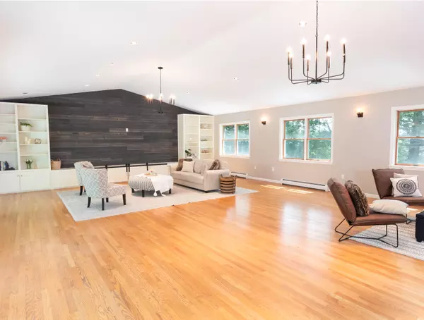 Pittston, ME 04345,106 E Pittston RD