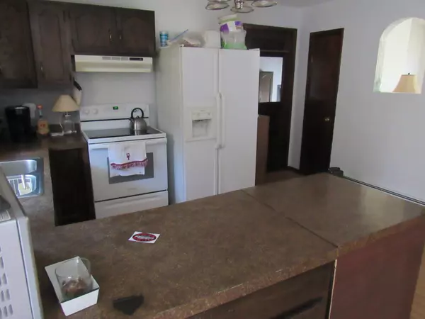 Jackman, ME 04945,473 Main ST