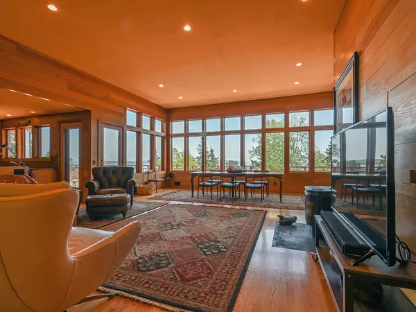 Swans Island, ME 04685,123 East Point RD