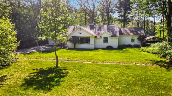 West Gardiner, ME 04345,80 Old Lewiston RD