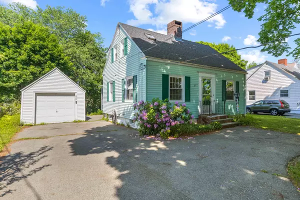 294 Capisic ST, Portland, ME 04102