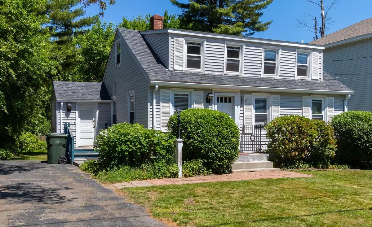 South Portland, ME 04106,69 Cumberland RD