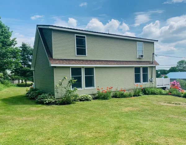 Hermon, ME 04401,540 Billings RD