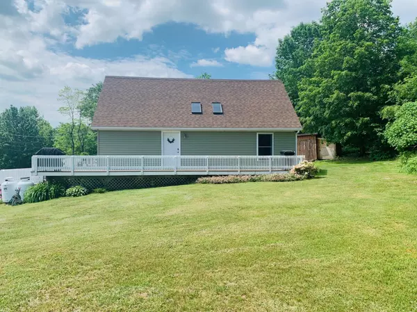 Hermon, ME 04401,540 Billings RD