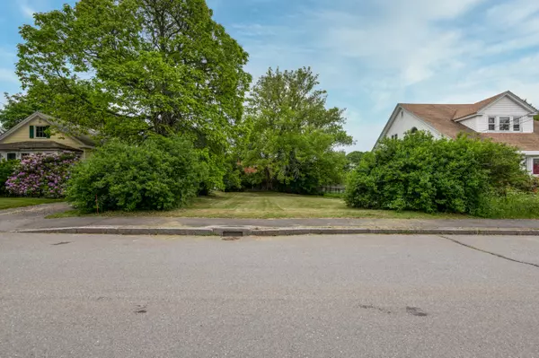 0 Cypress ST, Portland, ME 04103