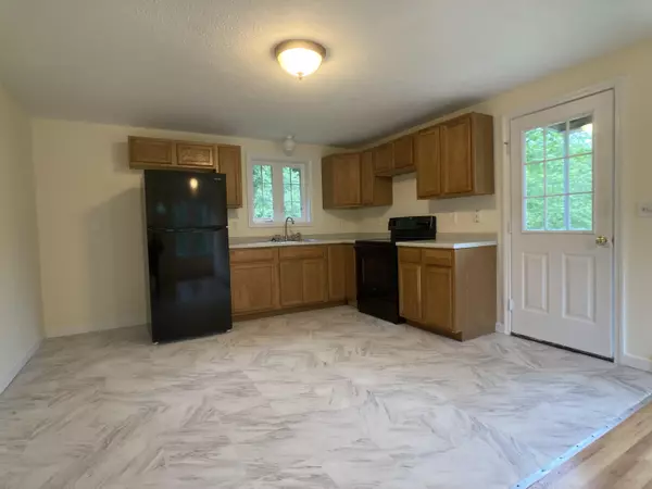 Limerick, ME 04048,7 Patterson RD